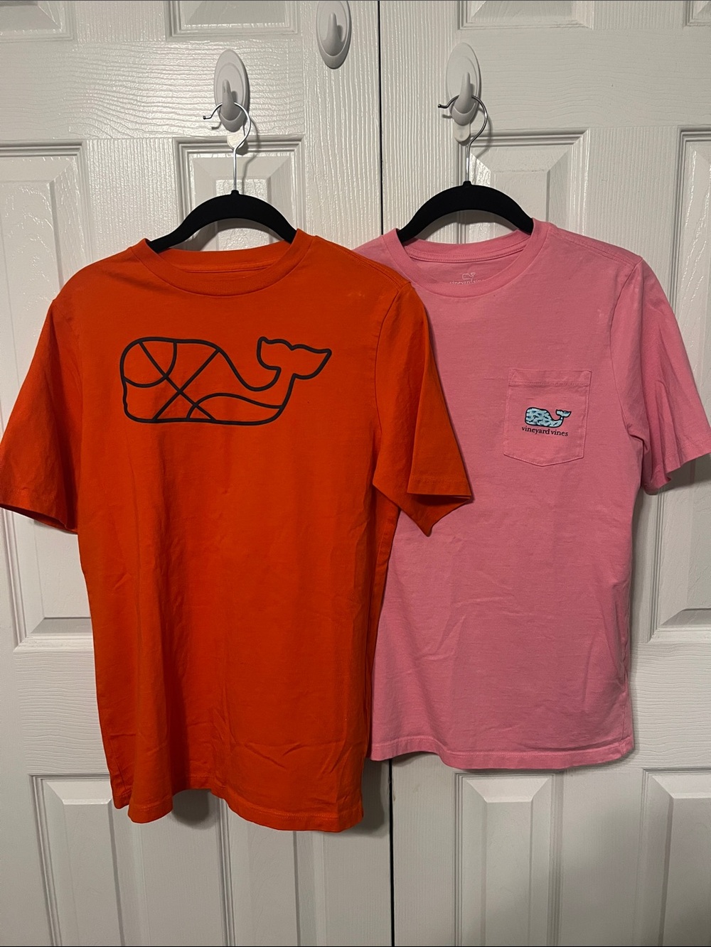 EUC Lot of Vineyard Vines Kids Short Sleeve Tees in Orange & Pink Size YL (16)